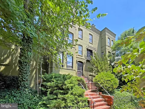 Exterior - 330 5th St SE, Washington, DC 20003 photo 2 of 6