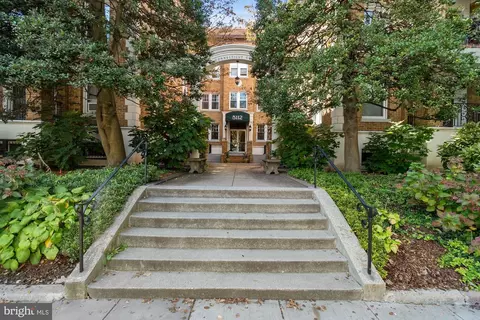 5112 Connecticut NW #208, Washington, DC 20008