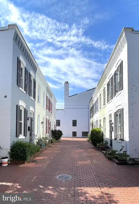 221 A St NE, Washington, DC 20002 photo 48