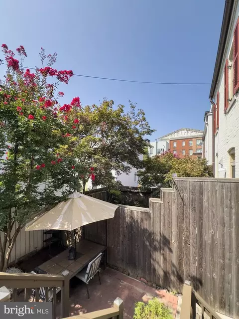 221 A St NE, Washington, DC 20002 photo 45