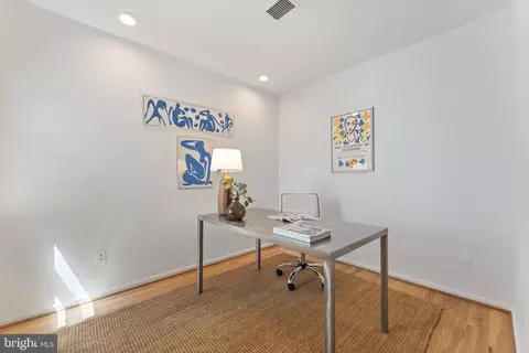 221 A St NE, Washington, DC 20002 photo 28