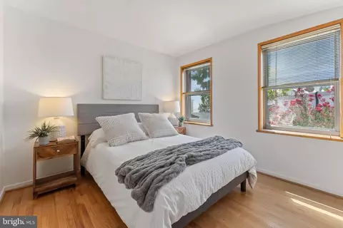 221 A St NE, Washington, DC 20002 photo 30