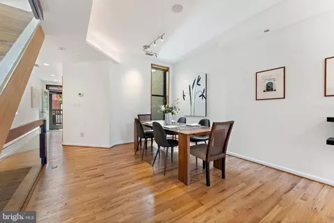 221 A St NE, Washington, DC 20002 photo 10