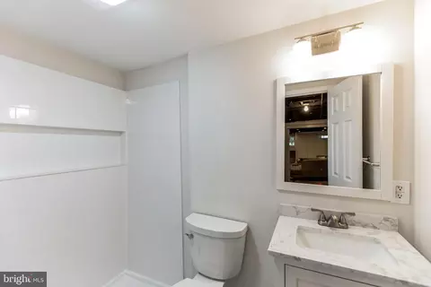 Bath - 1008 K St NE, Washington, DC 20002 photo 2 of 4