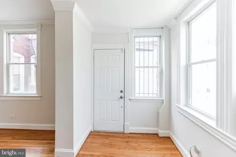 Entry Way - 1008 K St NE, Washington, DC 20002 photo 4 of 5