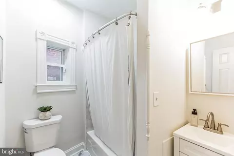 Bath - 1008 K St NE, Washington, DC 20002 photo 1 of 4