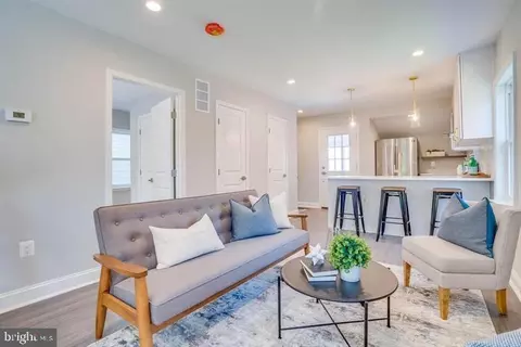 6004 Clay St NE, Washington, DC 20019