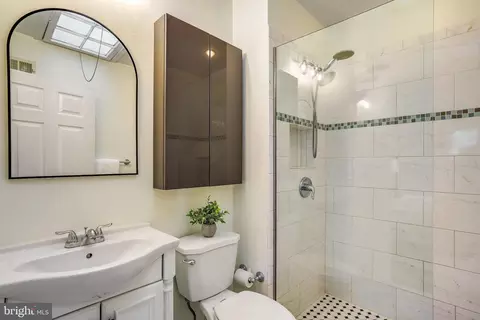 4924 3rd St NW, Washington, DC 20011 photo 17