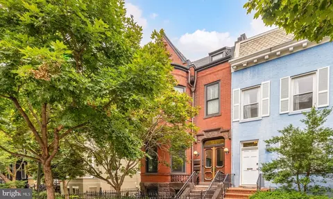 2139 N Street St NW #3, Washington, DC 20037