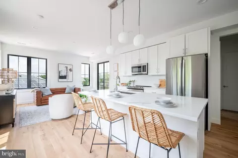 1228 Brentwood Rd NE #201, Washington, DC 20018