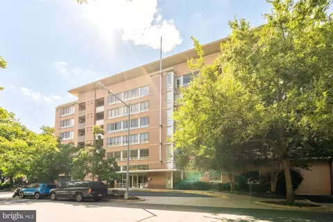 350 G St SW #N121, Washington, DC 20024