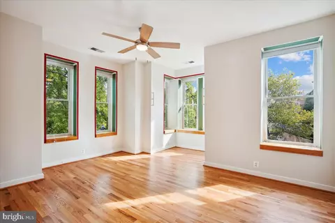 521 2nd St SE, Washington, DC 20003 photo 23