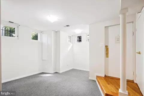 521 2nd St SE, Washington, DC 20003 photo 32