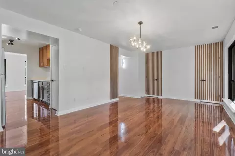 1713 Gainesville St SE #201, Washington, DC 20020