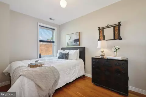 768 11th St SE, Washington, DC 20003 photo 14
