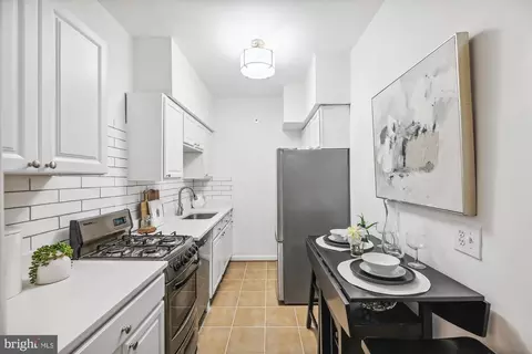 1711 Massachusetts Ave NW #131, Washington, DC 20036