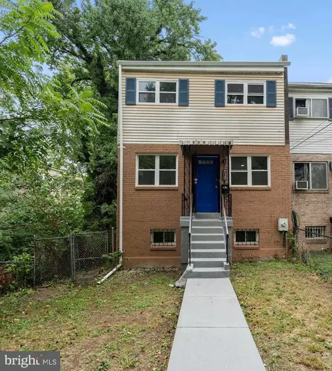 5812 Clay St NE, Washington, DC 20019