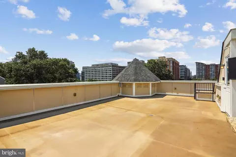 Other - 926 3rd St SE, Washington, DC 20003 photo 14 of 20