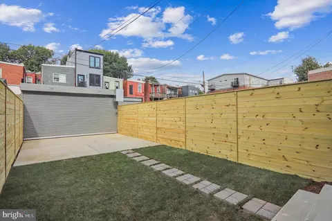 Exterior - 616 14th Pl NE, Washington, DC 20002 photo 3 of 4