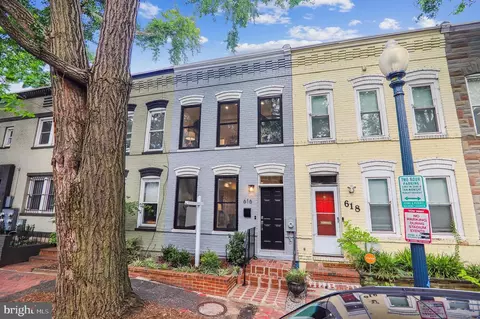616 14th Pl NE, Washington, DC 20002