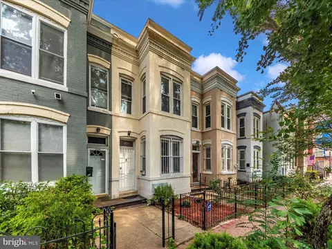 Exterior - 121 Thomas St NW, Washington, DC 20001 photo 3 of 10