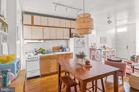 Kitchen - 121 Thomas St NW, Washington, DC 20001 photo 2 of 3