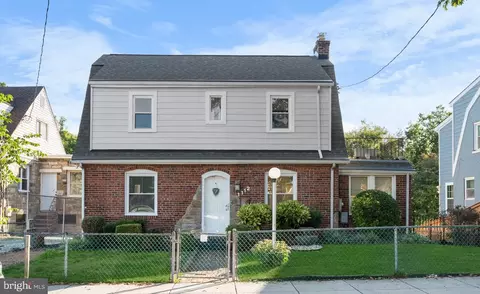 1112 44th Pl SE, Washington, DC 20019