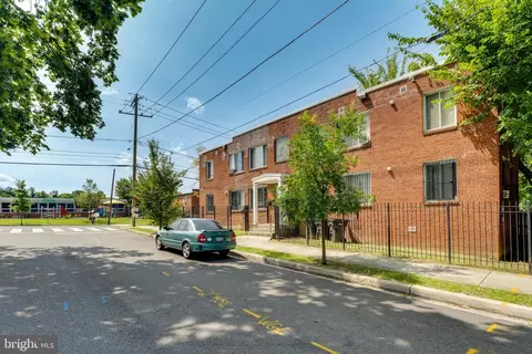 1200 49th Pl NE, Washington, DC 20019