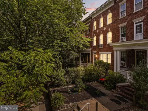 2013 Park Rd NW, Washington, DC 20010