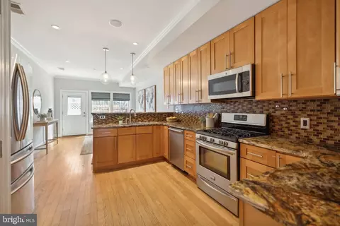 2249 12th St NW, Washington, DC 20009 photo 11