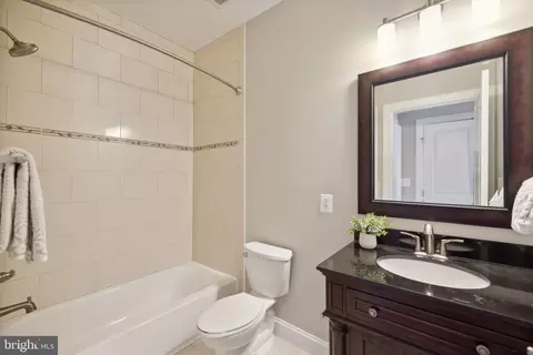 2249 12th St NW, Washington, DC 20009 photo 22