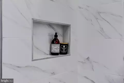 Bath - 1253 Mount Olivet Rd NE #2, Washington, DC 20002 photo 2 of 2