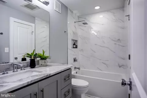 Bath - 1253 Mount Olivet Rd NE #2, Washington, DC 20002 photo 1 of 2