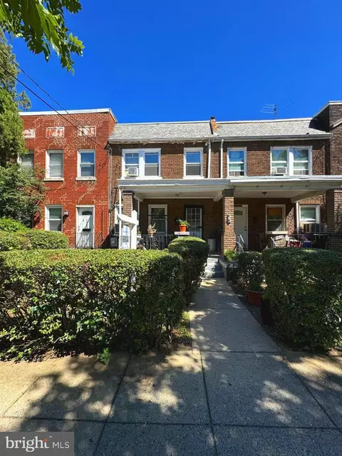 2927 7th St NE, Washington, DC 20017