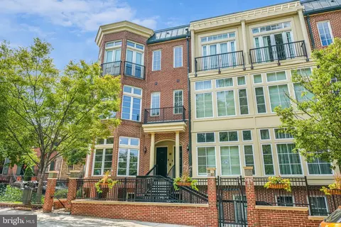 2200 17th St NW #201, Washington, DC 20009