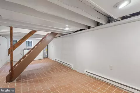 Entry Way - 642 9th St NE, Washington, DC 20002 photo 3 of 5