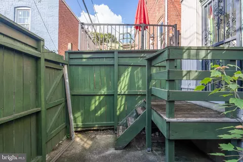 Exterior - 642 9th St NE, Washington, DC 20002 photo 5 of 6