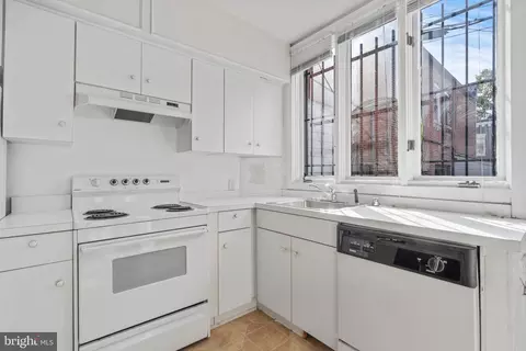 Kitchen - 642 9th St NE, Washington, DC 20002 photo 1 of 1