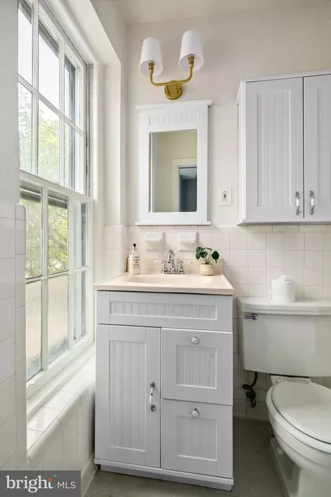 117 E Street St SE #203, Washington, DC 20003 photo 27