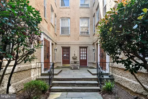 117 E Street St SE #203, Washington, DC 20003 photo 34