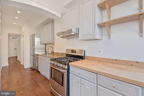 Entry Way - 1218 Florida Ave NE, Washington, DC 20002 photo 2 of 3