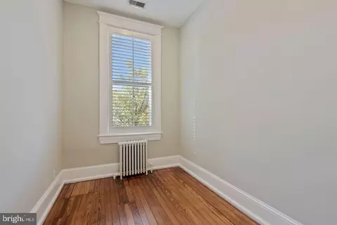 Bedroom - 1218 Florida Ave NE, Washington, DC 20002 photo 4 of 4