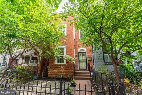 1233 I St NE, Washington, DC 20002