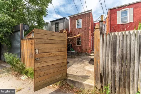 Exterior - 1233 I St NE, Washington, DC 20002 photo 6 of 10