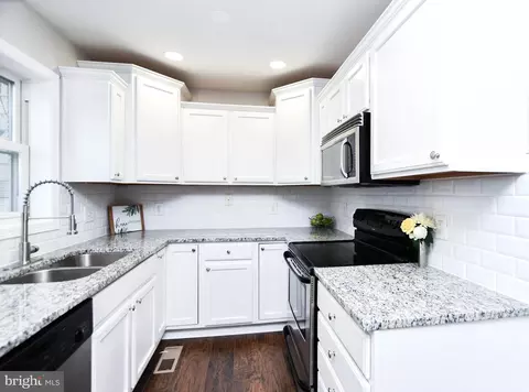 1145 Summit St NE, Washington, DC 20002 photo 13