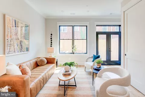 217 16th St NE #3, Washington, DC 20002 photo 4