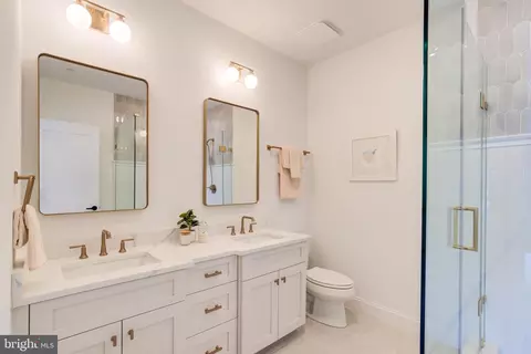 217 16th St NE #3, Washington, DC 20002 photo 8