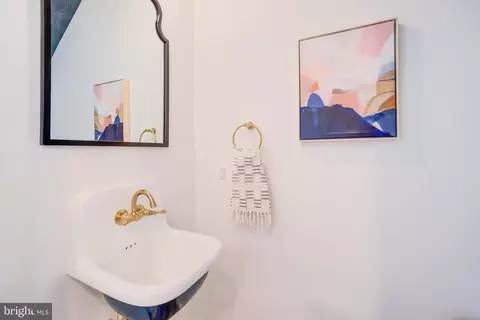 217 16th St NE #3, Washington, DC 20002 photo 18