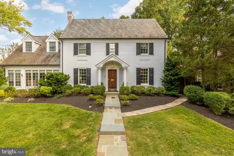 6325 32nd St NW, Washington, DC 20015