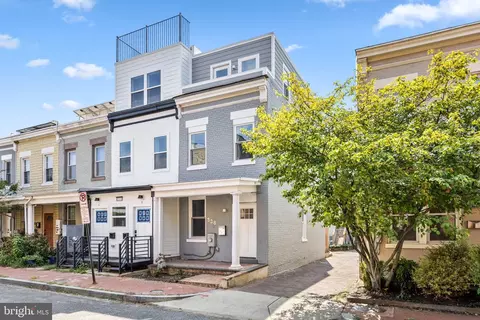 338 Oakdale Pl NW, Washington, DC 20001
